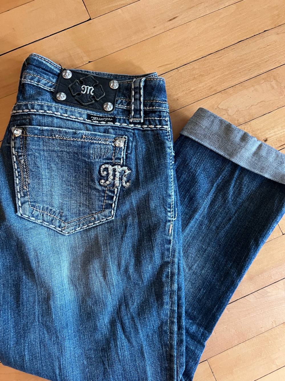 Miss Me Women’s Cropped Jeans